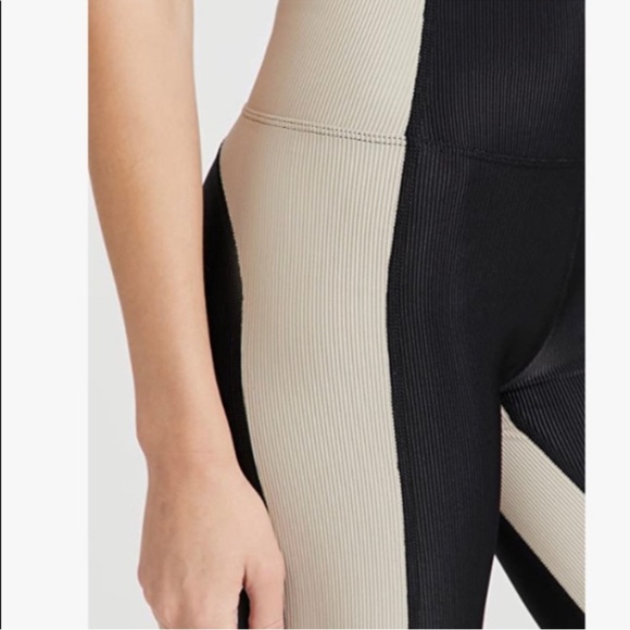 Beach Riot Colorblock Black with Tan Leggings Size Small - Picture 6 of 13